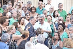 O deputado federal Paulo Ramos (PDT) e o diretor do Sindicato Ronald Carvalhosa numa manifestação na Alerj. A luta pela aprovação do PL-3213/10 continua