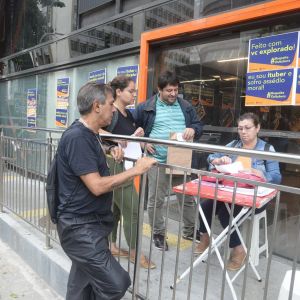Paralisação do Itaú da Rua Siqueira Campos, contra demissões e fechamento de agências