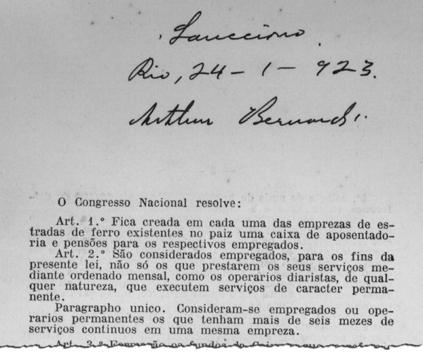 Lei Eloy Chaves, sancionada em 1923 pelo presidente Arthur Bernardes (imagem: Arquivo do Senado)  Fonte: Agência Senado