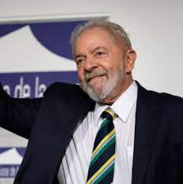 Lula mostra prestígio mundial ao ser convidado para a conferência de meio-ambiente no Egito