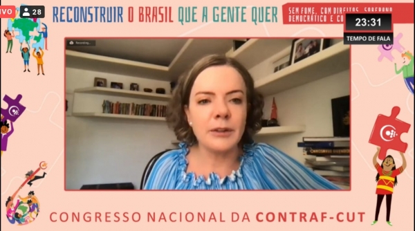 Gleisi Hoffmann disse que a eleição deste ano será difícil e disse que será necessário uma grande mobilização popular para eleger Lula presidente 