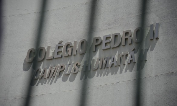 Corte de verba imposto por Bolsonaro pode fechar Colégio Pedro II