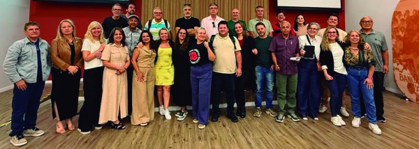 O Coletivo Nacional de Saúde discutiu estratégias da Campanha Nacional da Categoria 2026 em relação ao combate ao adoecimento da categoria causado pelas metas desumanas e assédio moral