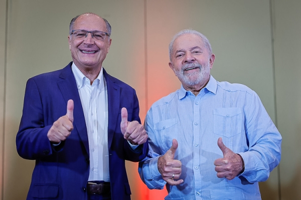 Geraldo Alckmin e Lula, juntos, querem unir a sociedade e pacificar o Brasil, resgatando o desenvolvimento econômico e social do país