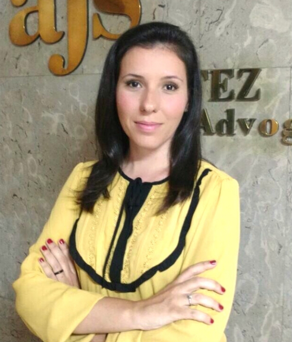  Manuela Martins – Advogada da AJS