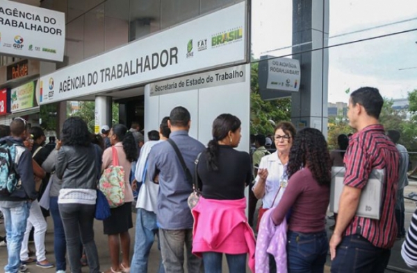 Sem política econômica, 26% dos brasileiros ficam desempregados 2 anos ou mais
