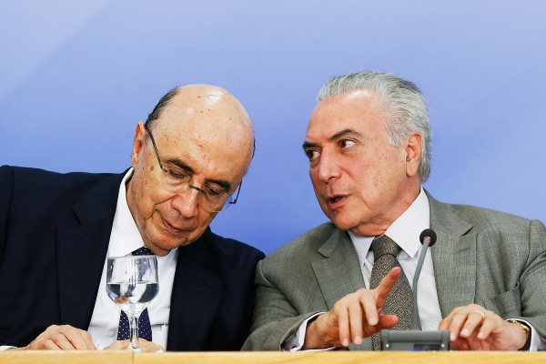 CONTO DO VIGÁRIO - Henrique Meirelles e Michel Temer: a reforma trabalhista não cumpriu a promessa de gerar empregos, após quatro anos de sua criação