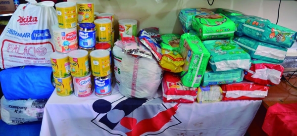 Sindicato entrega doações ao Viva Rio