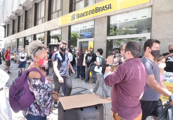 Plenária nesta quinta e assembleia na sexta vão dar continuidade à luta contra o desmonte do BB, imposto por Bolsonaro