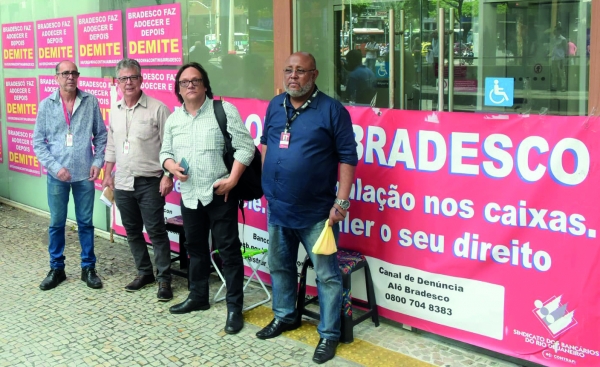  O Sindicato promete realizar, nesta semana, mais  protestos contra as arbitrariedades do Bradesco