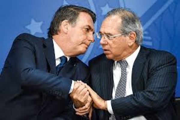Juntos, Bolsonaro e Guedes estão afundando o Brasil