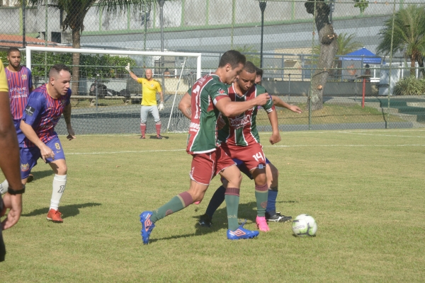 Os atletas já podem começar a treinar para a Copa Bancária 2025, versões amadora e veterana, porque as inscrições das equipes já esão abertas