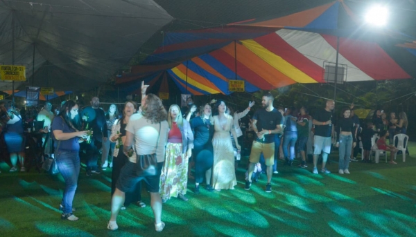 Bancárias e bancários se esbaldaram na Festa promovida pelo Sindicato na Sede Campestre