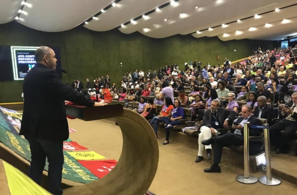 Em Brasília, CUT, centrais e movimentos sociais lutam para barrar reforma