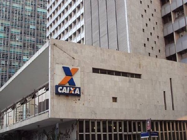Agência Largo da Carioca saiu do Barrosão com a  desativação do prédio e deveria ir para a Rua da Carioca