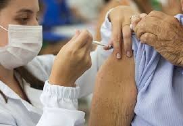 O Sindicato orienta para que todos os bancários e bancárias sejam vacinados na campanha de imunização contra a gripe