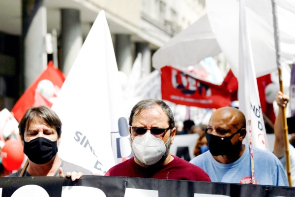 SINDICATO NA LUTA – Marcos Vicente, José Ferreira e Arlense Tadeu durante os protestos do Grito dos Excluídos, no Centro do Rio
