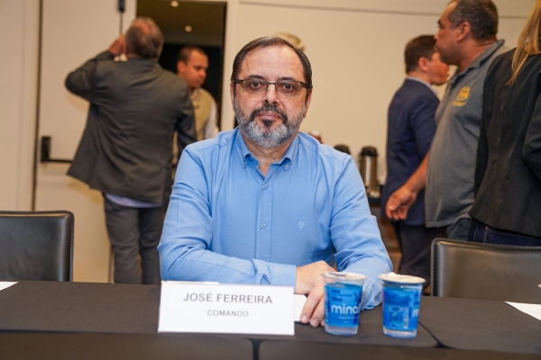 O presidente do Sindicato do Rio José Ferreira na reunião do Comando Nacional dos Bancários com a Fenaban, em São Paulo: movimento sindical rejeita retirada de direitos e cobra aumento real 