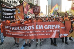 Greve dos petroleiros é a maior da categoria desde o movimento histórico de 1995