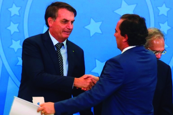 Pedro Guimarães, amigo pessoal de Bolsonaro, chegou a ser cogitado para ser o vice na chapa do presidente nas eleições 2022