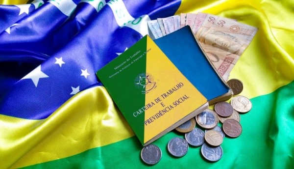 O ENGODO VERDE E AMARELO – A nova reforma trabalhista do governo Bolsonaro tira direitos, atacando diretamente os trabalhadores, em especial bancários, jornalistas e publicitários