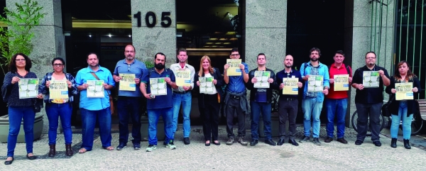 No Rio, o Sindicato e delegados sindicais realizaram ato em defesa da Cassi, atividade do Dia Nacional de Luta