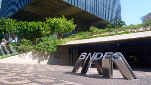 Funcionários do BNDES aprovam Acordo Coletivo da PLR