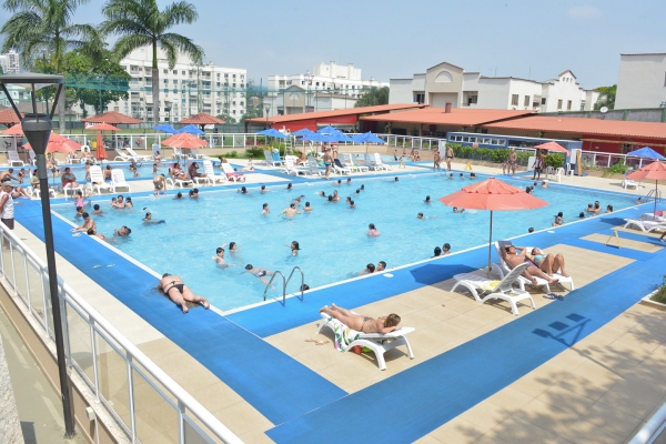 As piscinas também poderão ser utilizadas pelos bancários sindicalizados e convidados, que deverão seguir regras de segurança para uso da Sede Campestre