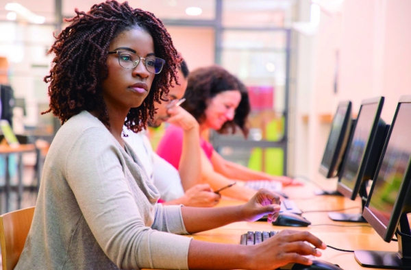 Pesquisa apontou que as mulheres representam 53% dos financi&aacute;rios