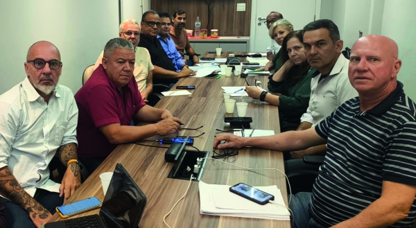 André Spiga (primeiro à esquerda) participou de mais  uma reunião do Coletivo de Segurança, em São Paulo