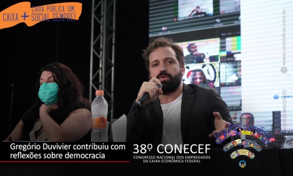 Humorista Gregório Duvivier critica vídeo de  presidente do Bradesco pró-militarismo